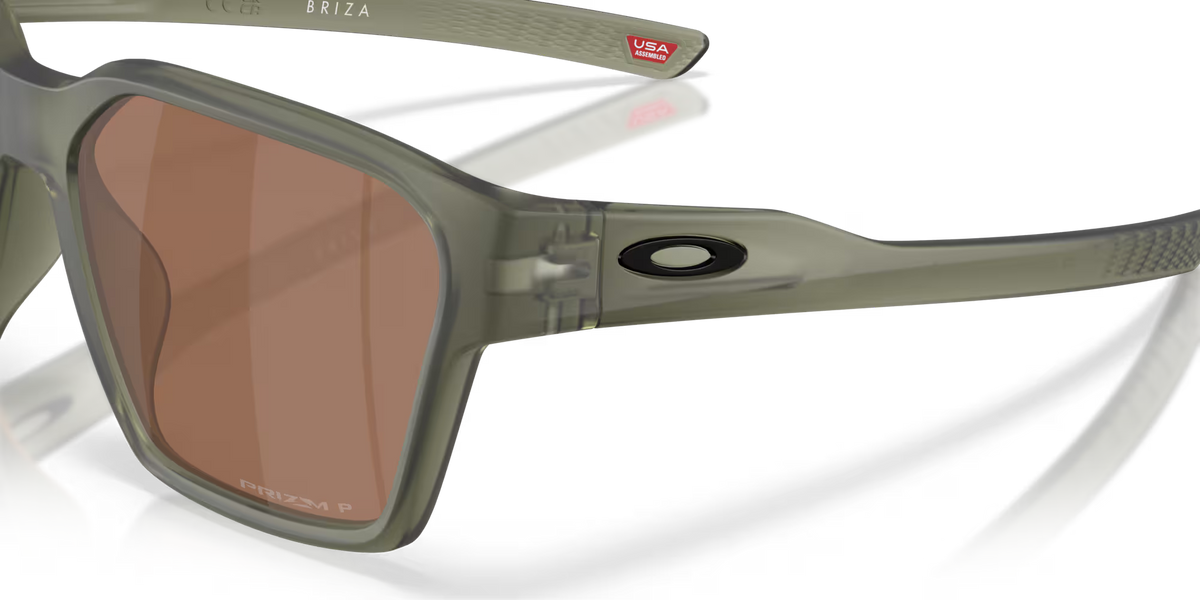 Oakley Briza