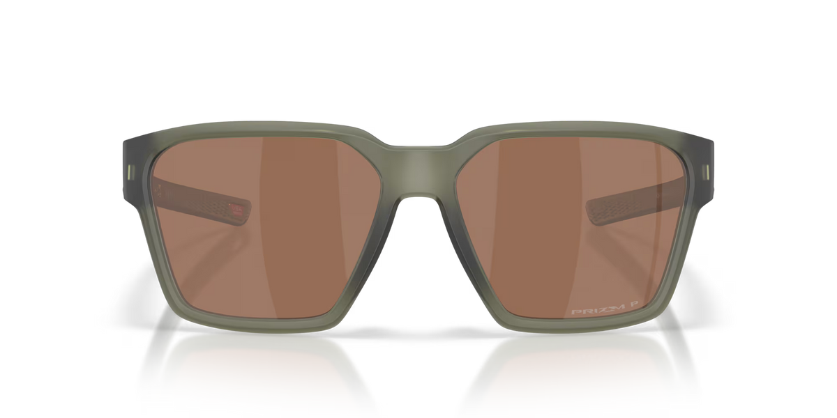 Oakley Briza