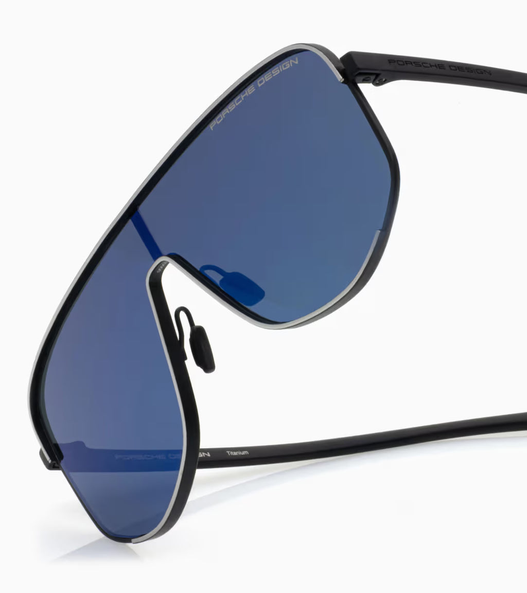 Porsche Design P'86007